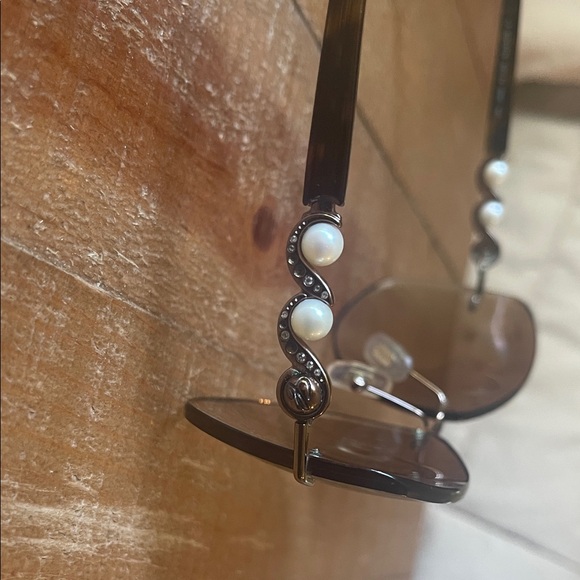 Authentic Chopard Rimless Pearl Accent Tortoiseshell Gradient Sunglasses W/ Case - Picture 3 of 15